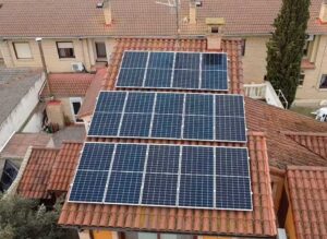 Instalación placas solares en Arguedas
