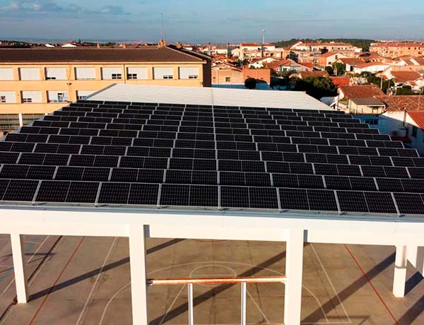 Instalación de placas solares en Corella