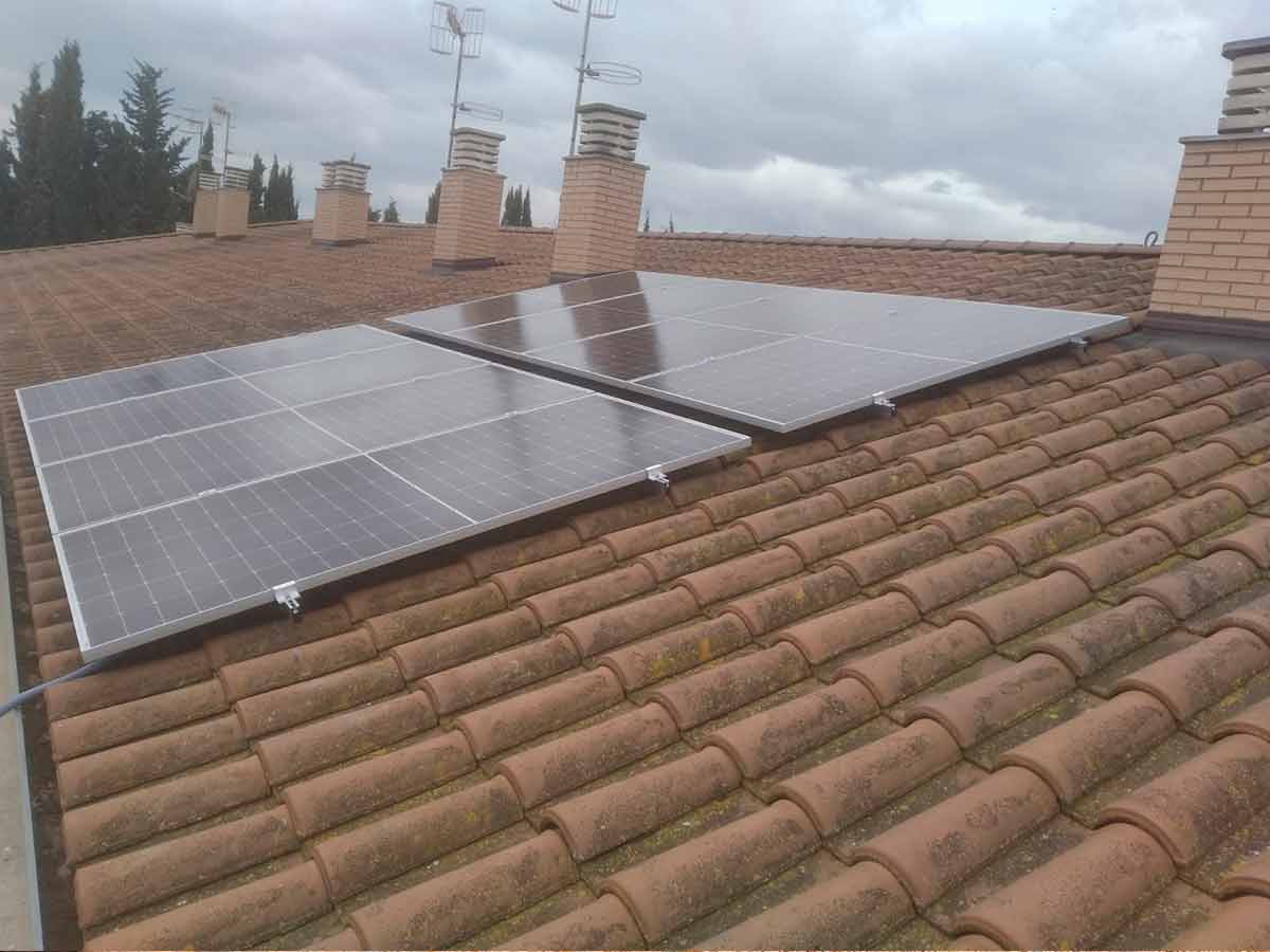 Instalación de placas solares en Zaragoza