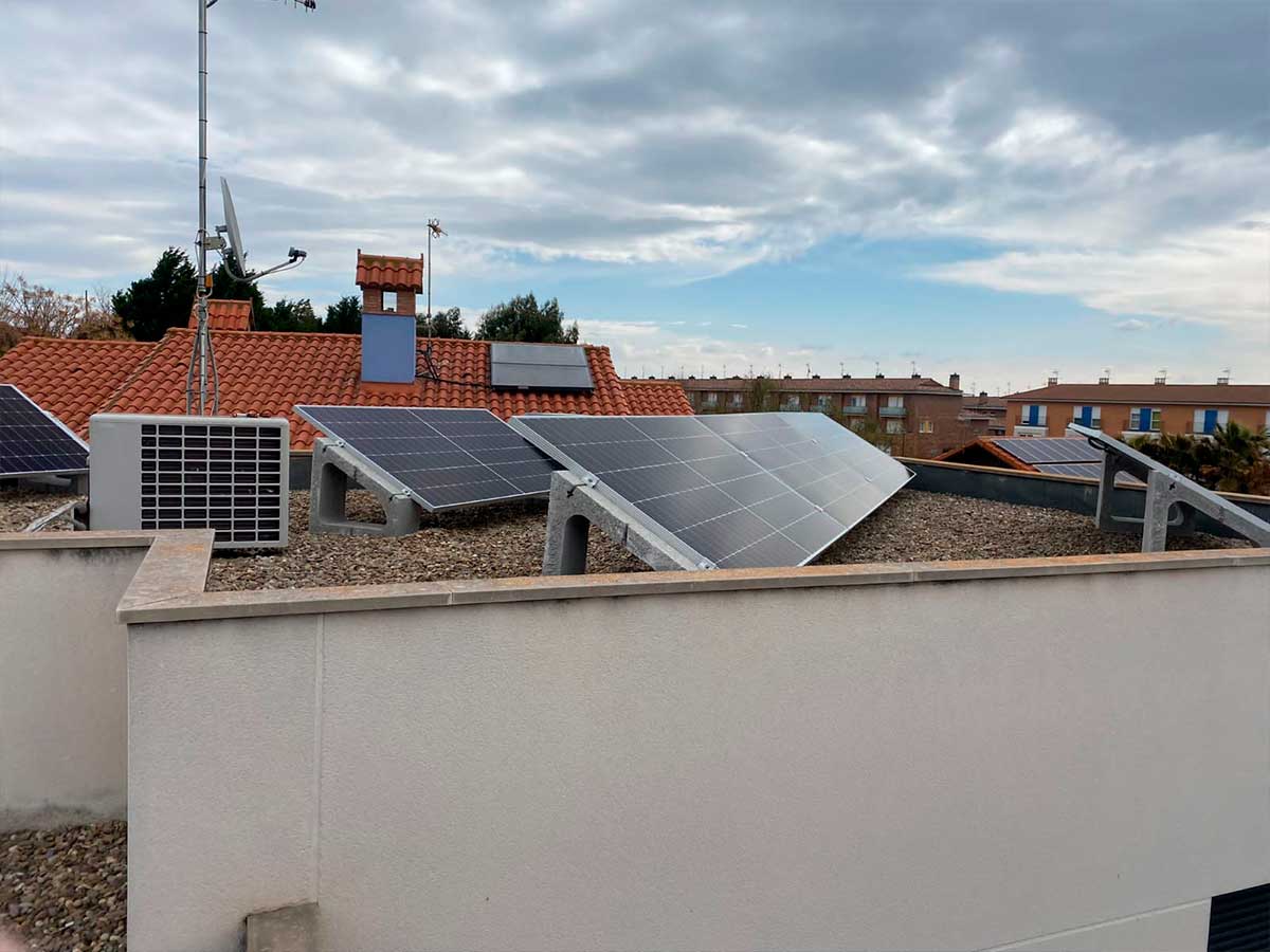 Instalación de paneles solares en Navarra
