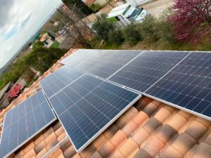 Instalación de placas solares en Aragón