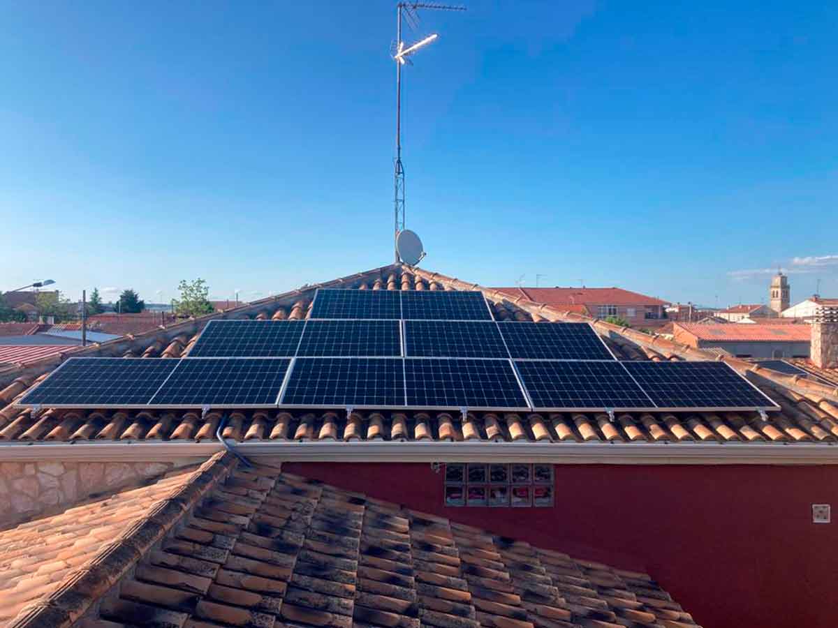 Instalación de placas solares en Segovia