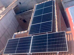 Instalación placas solares Azuara - Zaragoza