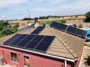 Instalación de paneles solares en Aragón