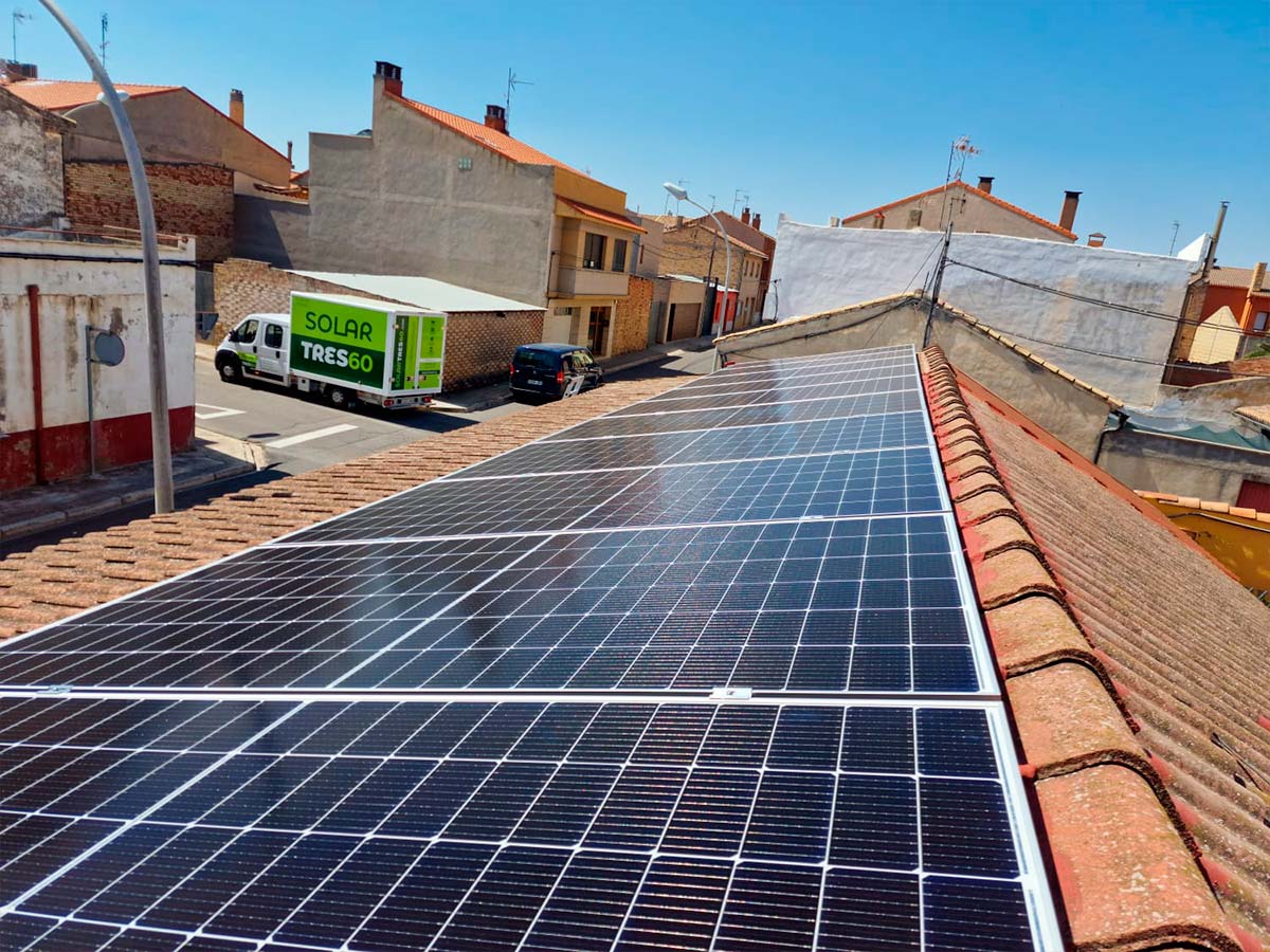 Instalación de placas solares en casa Murchante Navarra