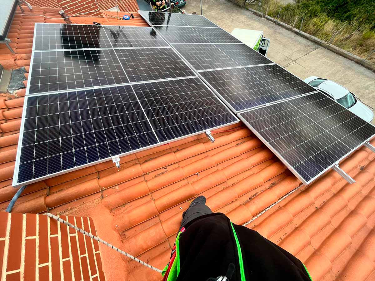 Instalacion de placas solares en el Villar de Arnedo La Rioja