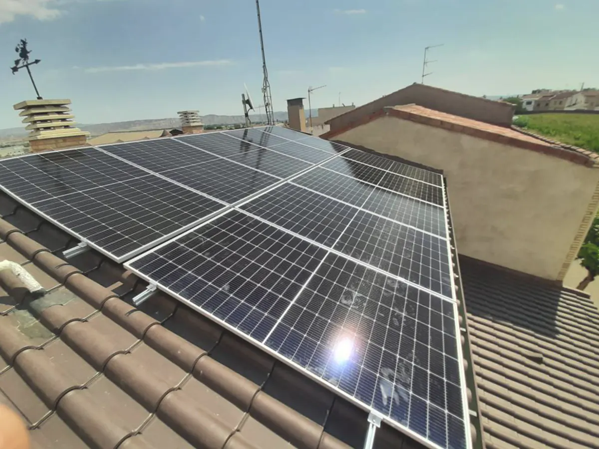 Instalación de placas solares en la Ribera del Alberche Escalona - Toledo